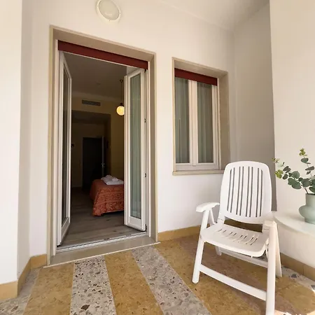 Hotel Benacus